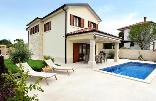 Villa Julija - Foto 1