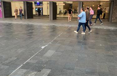 2 bedroom 2 bath 1 ensuite in Roya Asenal beautiful views & parking - Foto 1