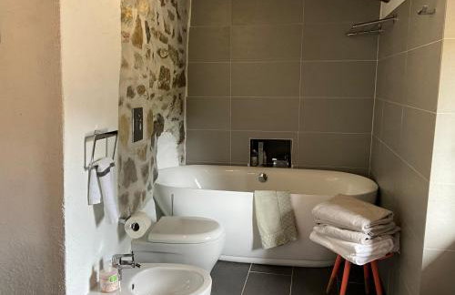Casale del Pozzo-Villa with pool - Fosdinovo in the borgo of Pulica - Foto 4