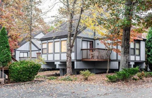 Beautiful 2BD condo in an equestrian themed resort with tons of activities for the family - Foto 31