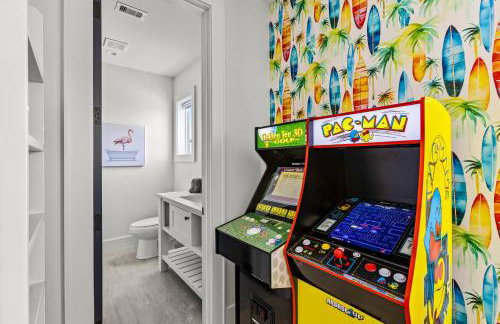 Luxury Beachfront l Private Hot Tub, Pool, & 2 Arcade Games - Foto 5