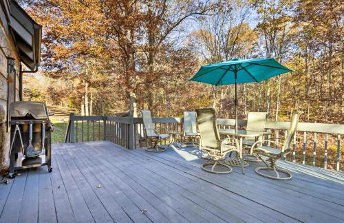 Luxe Dog-Friendly Cabin with Hot Tub and Game Room - Foto 22