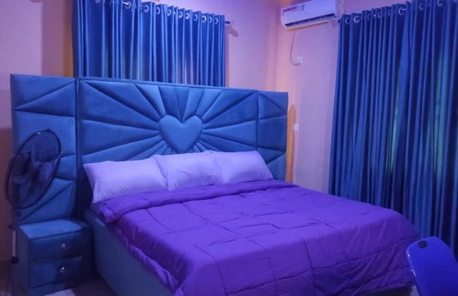 2 Bed-sleeps 4-free Parking-aircon - Foto 2