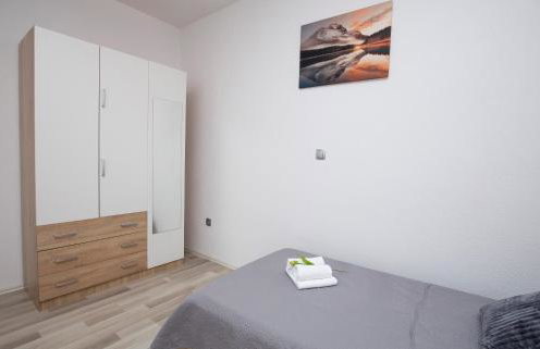 Holiday House M&A&K with swimming pool - Foto 46