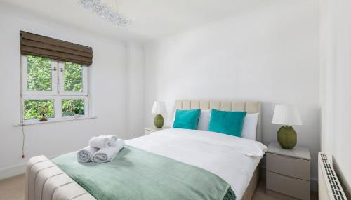 City 2BR Near Thames & Bank - Foto 2, towels