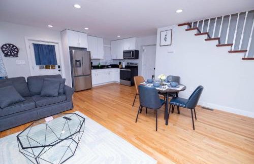 Modern Luxury Home With Fireplace & Game-Room - Foto 3