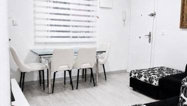 Apartamento renovado y tranquilo, 2 dormitorios bien comunicado con el centro de Madrid - Foto 3