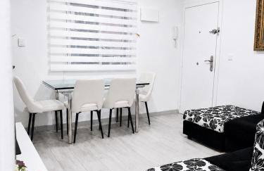 Apartamento renovado y tranquilo, 2 dormitorios bien comunicado con el centro de Madrid - Foto 3