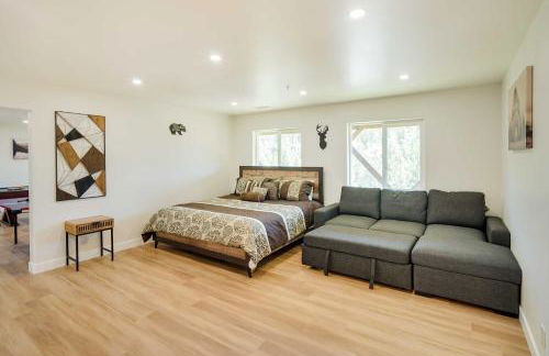 Lake Arrowhead Getaway with Decks and Game Room! - Foto 28