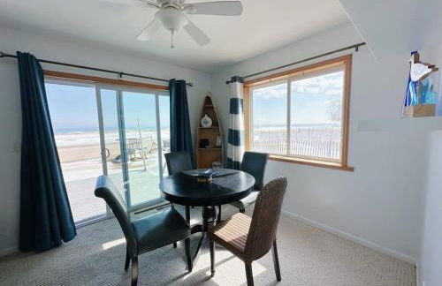 Beach Club of Oscoda Beach House on Lake Huron - Foto 9