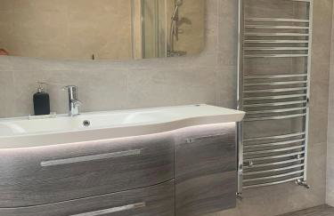 Victorian Seafront House - Photo 14