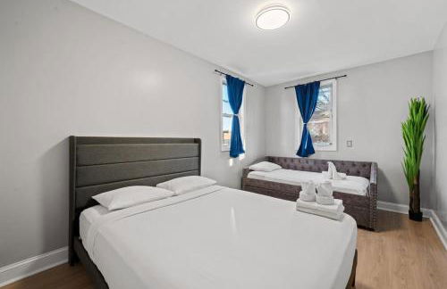 Spacious Luxe Stay Sleeps 16 20 Min to NYC - Foto 16