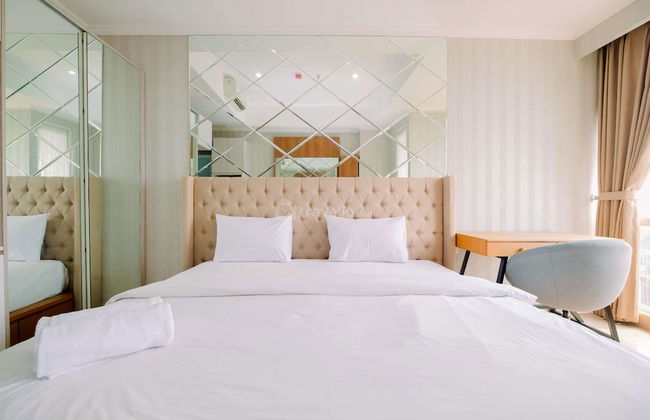 Comfort And Modern Look Studio Menteng Park Apartment - Photo 2