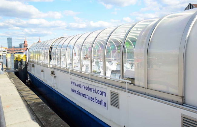 Berlin Dinner Cruise - Photo 4