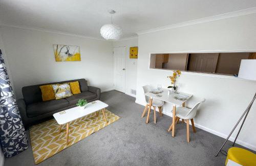 1 Chatsworth Riverscape Apartments - Riverview apartment in great location with free parking overlooking the Gannel just a short walk from Newquays incredible beaches and local amenities - Foto 7