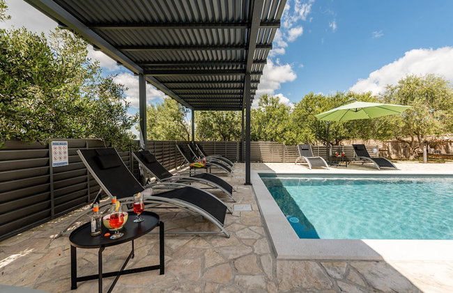 Holiday House BALEN with Swimming Pool - Foto 49