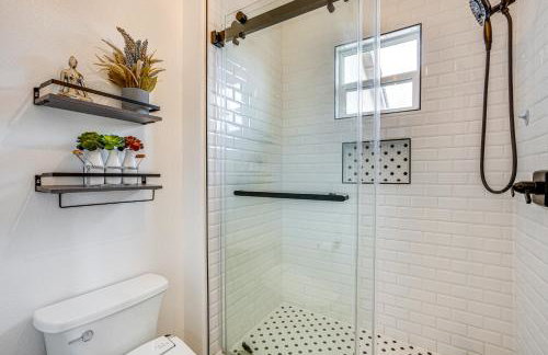 Pool and Hot Tub Access Extended Stay in Brentwood! - Foto 15