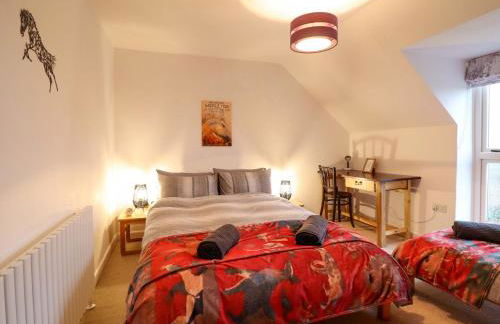 Bryn Y Garreg Cottage - The Wireless Tech Free Farm - Photo 28