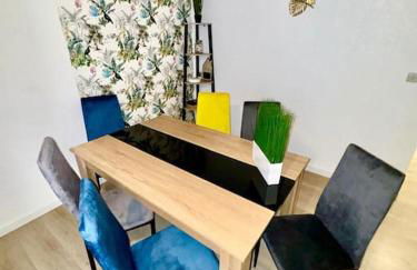 Confortable T4 Équipé à Roubaix - 200m Métro - Foto 7