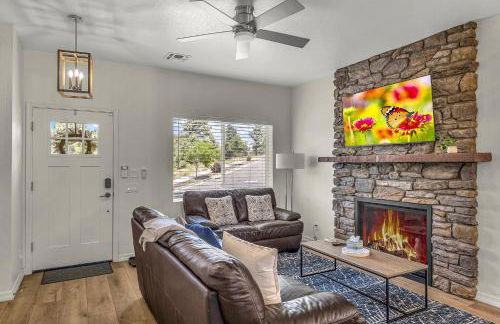 Breezy Pines Mountain Views Hiking Trails Nearby - Foto 3