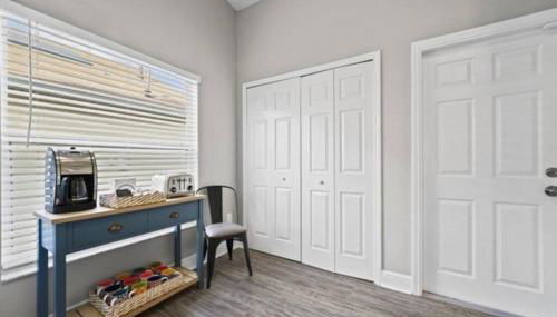 Retreat with Heated Pool in a Serene Community - Foto 5