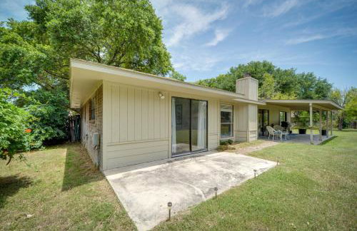 McQueeney Home with Grill about 10 Mi to New Braunfels - Foto 32