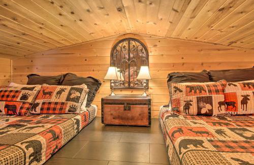 Fire Pit and Hot Tub Lakeside Cabin on 2 Acres! - Foto 43