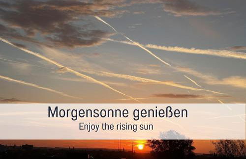 Rheinblick7 Neuss - Spektakulärer Blick auf die Düsseldorfer Skyline - Ruhig Modern Privatparkplatz Aufzug - Top Anbindung an Messe Flughafen Hauptbahnhof - Foto 5