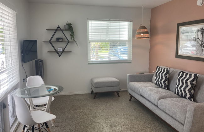 Seaspray Surf Lodge - Photo 18