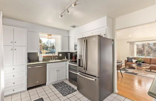 NEW! 1958 Chic Mid-Mod House - Foto 11