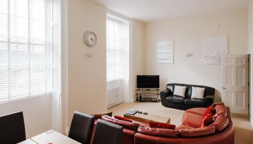 Manor Court - Foto 2