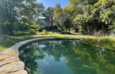 Magnifique ferme rénovée et sa piscine écologique - 15 personnes - 7 chambres - Foto 1