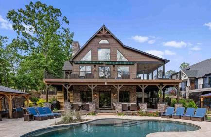 Black Bear & Blue Heron by Avantstay 2 Lakefront Homes, Sleeps 43 Pool, Dock, Theater - Foto 20