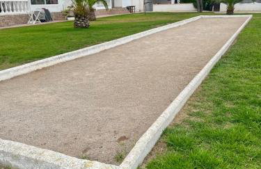 Apartment with a pool near the beach - Photo 6