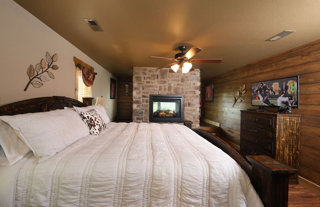 Above It All - Four Bedroom Cabin - Foto 6