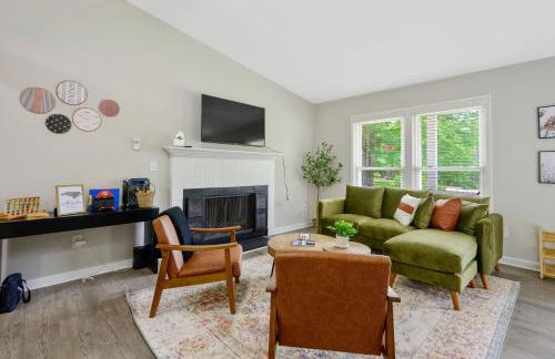 NEW Renovated 4BR Games Big Backyard Deck - Foto 24