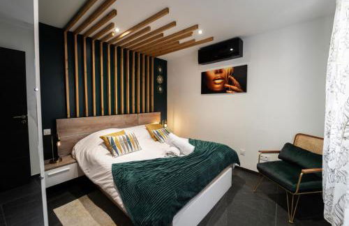 Loft 150 m2 Jacuzzi, Sauna et Massage - Photo 16