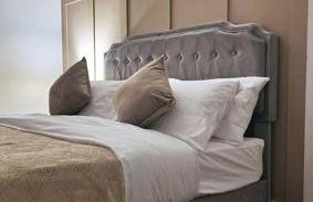 Stunning Birmingham Home for up to 4 people - Photo 2