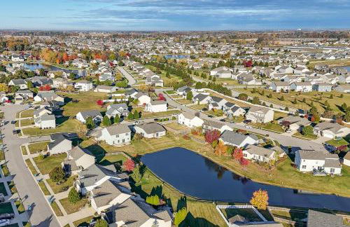 Private Yard and Pond Views Fort Wayne Family Home! - Foto 30
