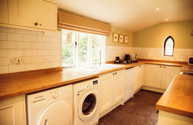 The Falcon Cottages - Foto 8