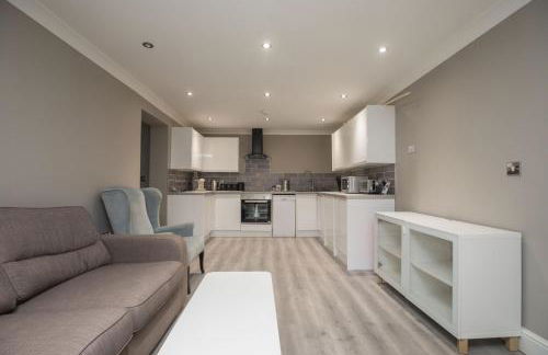 Riverside Central Kingston Flat 1B - Foto 1