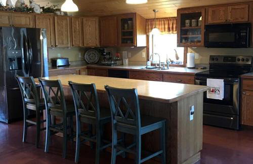 Family-Friendly Historic Barn Rental on Hobby Farm near Frederic, Wisconsin - Foto 21