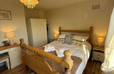 Canalside walks Riddlesden Local to Skipton Ilkley Haworth & Keighley Worth Valley Railway - Foto 18