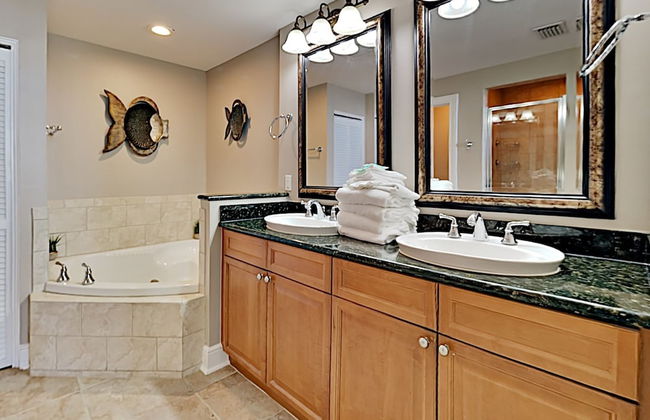 Azure by Southern Vacation Rentals - Foto 12