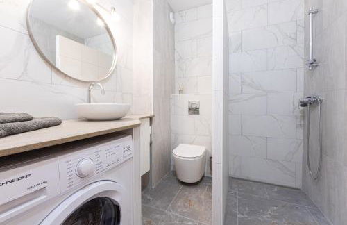 OFF"Studio terrasse à 2 pas de la mer Promenade des Anglais" - Photo 4