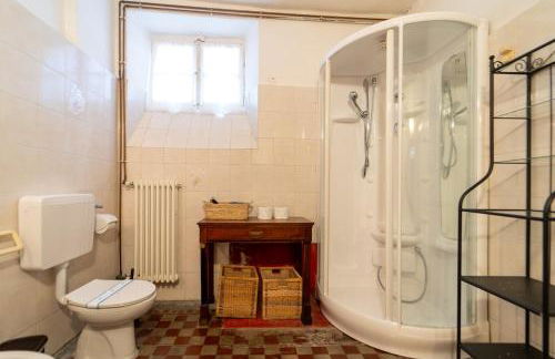 Vintage Home in the hamlet with lake view - Photo 29