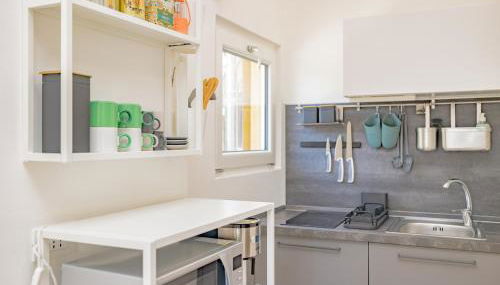 Comfy & Chic near Università IULM & Famagosta-Ideal for Work - Foto 3, stove