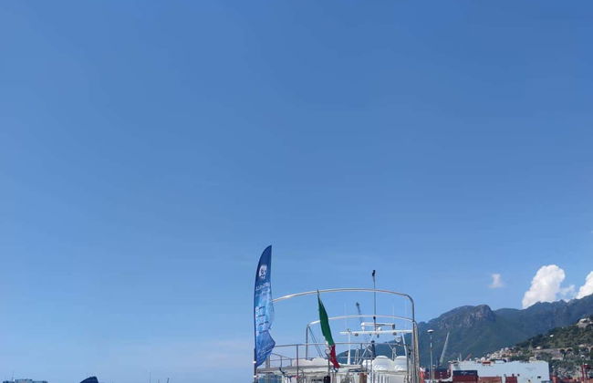 Amalfi Coast Boat Trip - Photo 8