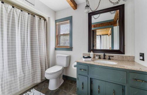 Rustic Cabin, Dock, Firepit, Kayaks & Games - Foto 30