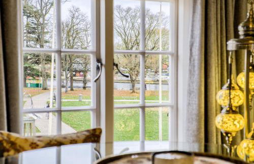 Penthouse On Waterside With River Views, Private Parking & Secluded Hot Tub - Foto 28